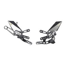 LIGHTECH ESTRIBERA FIJA APRILIA RSV4 17-23/ TUONO V4 17-24 CAMBIO INVERTIDO