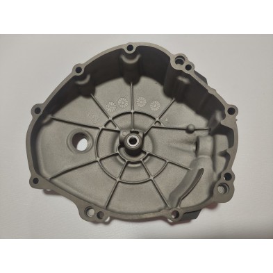 ORIGINAL YAMAHA CRANKCASE LID Nº2 14B-15421-00 LIGHT SCRATCH